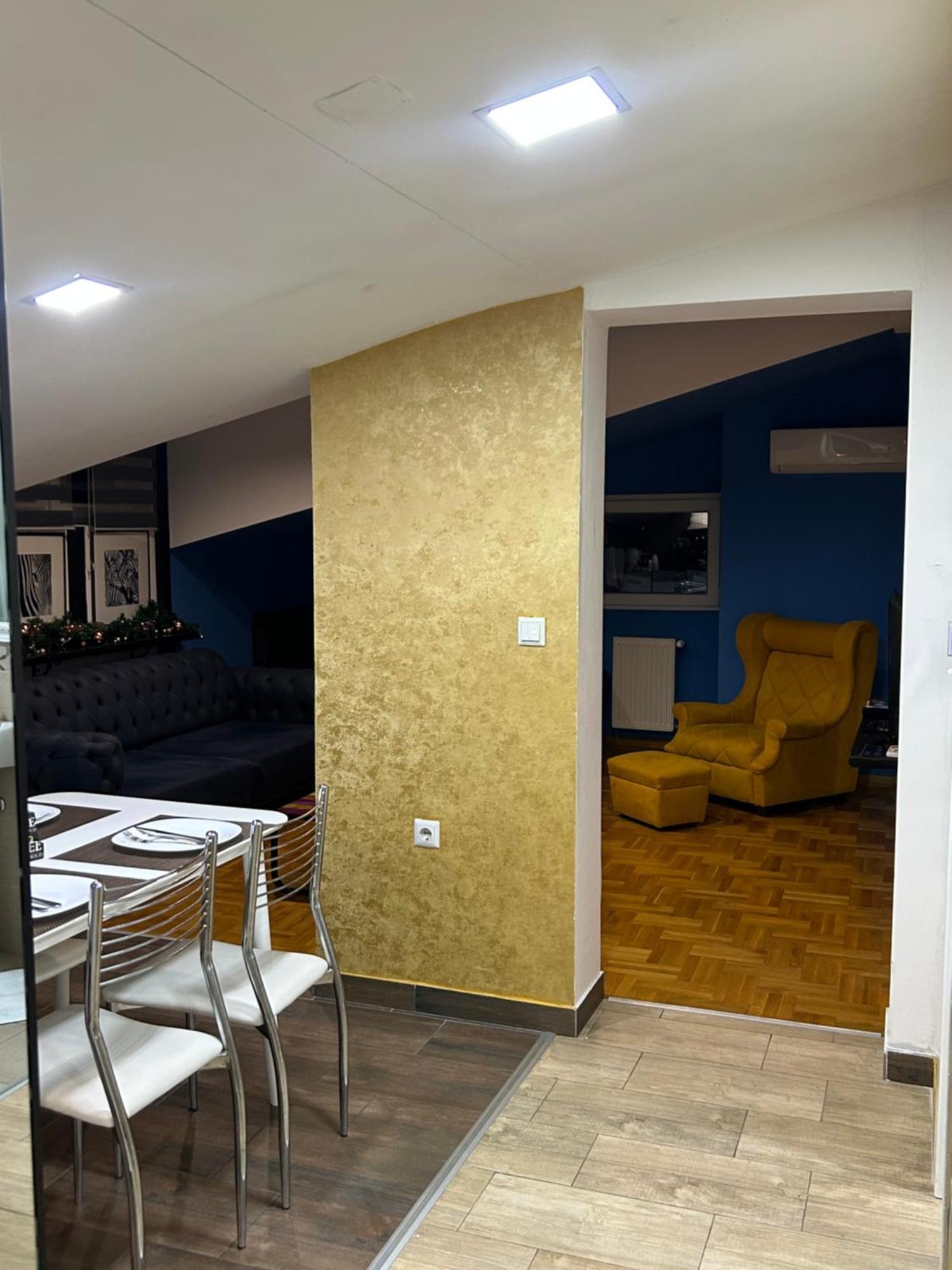 Mm Apartman Kruševac Exterior foto